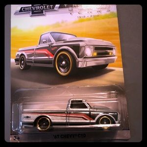 Hotwheels 67 Chevy C10